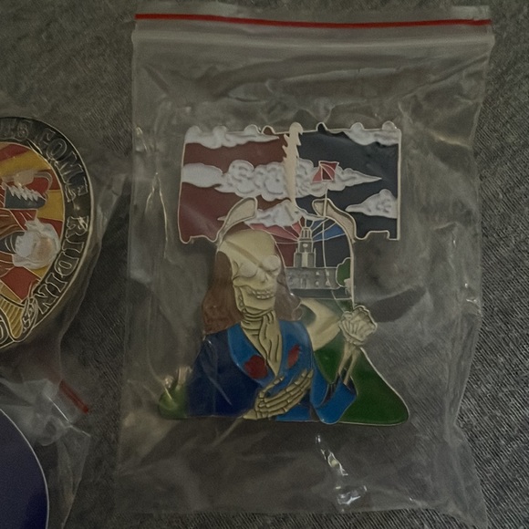 Lot of 10 relix original grateful dead pins mystery packs - Picture 2 of 12